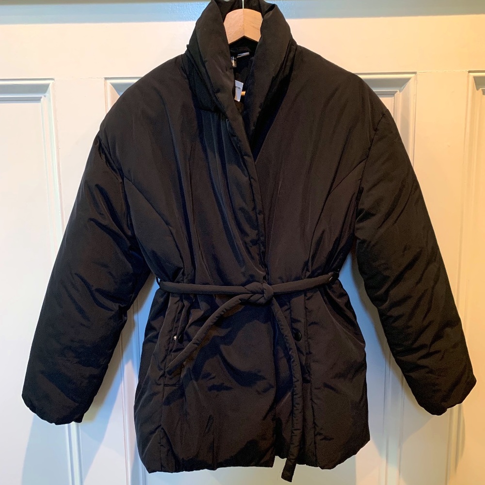 H&M Divided - Puffer Padded Belt Jacket - Black - Small